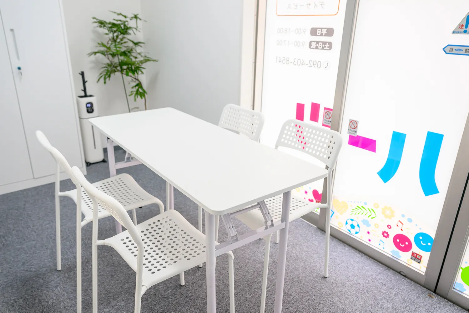 打ち合わせスペースの写真